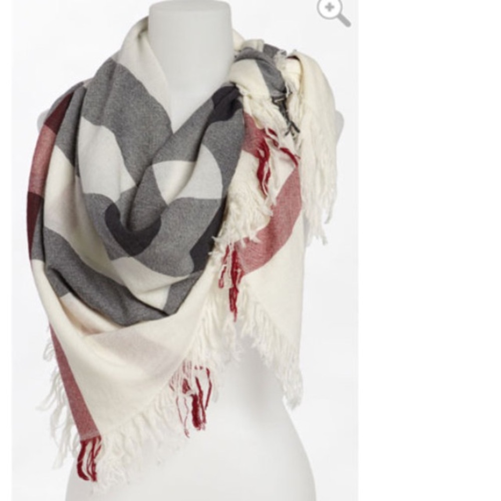 Burberry Merino Wool Blanket Scarf - Picture 2 of 12